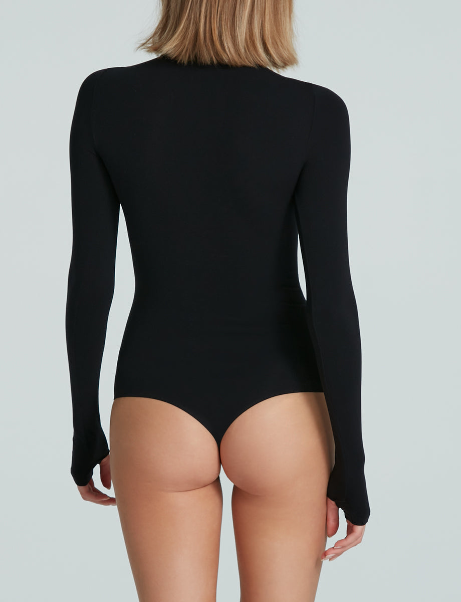 Women's Black Scoop Neckline Long Sleeve Thumbhole Bodysuit