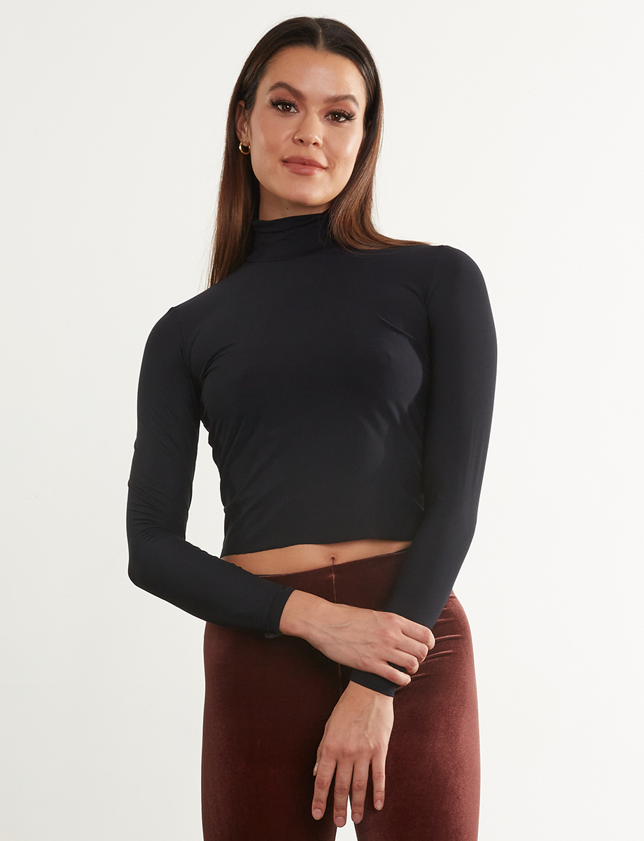 Cropped turtleneck long sleeve hotsell